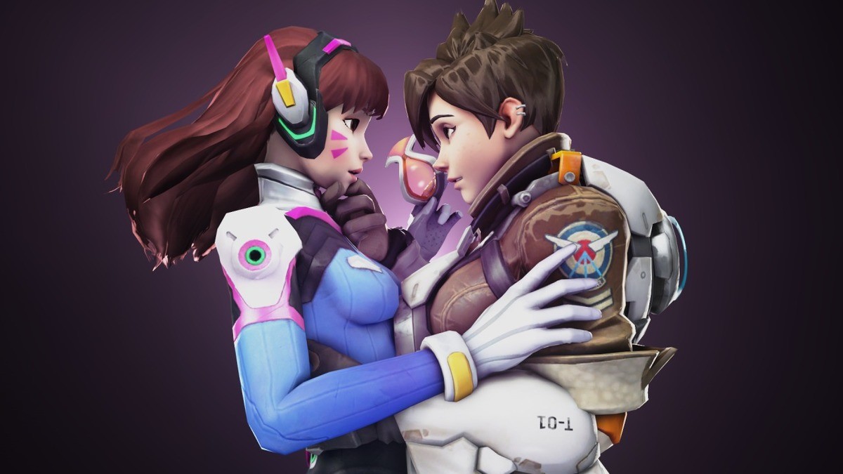 Tracer sucking meis massive cock fan pictures
