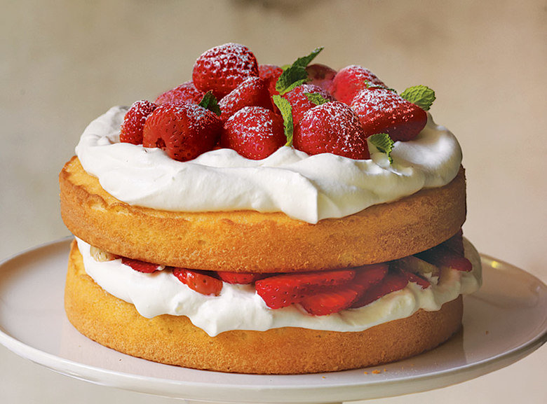 Cake comp. .. But some of these are so pretty, why would anyone eat them.