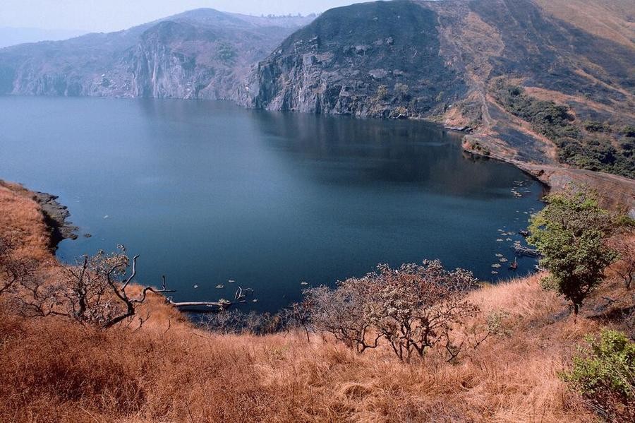 lake natron can you swim lake natron can you swim